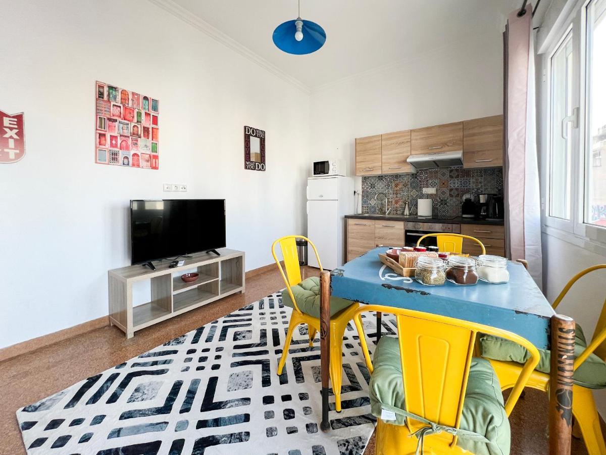 Ferienwohnung Soho Artsy 55Sqm Apt With Acropolis View Athen Exterior foto